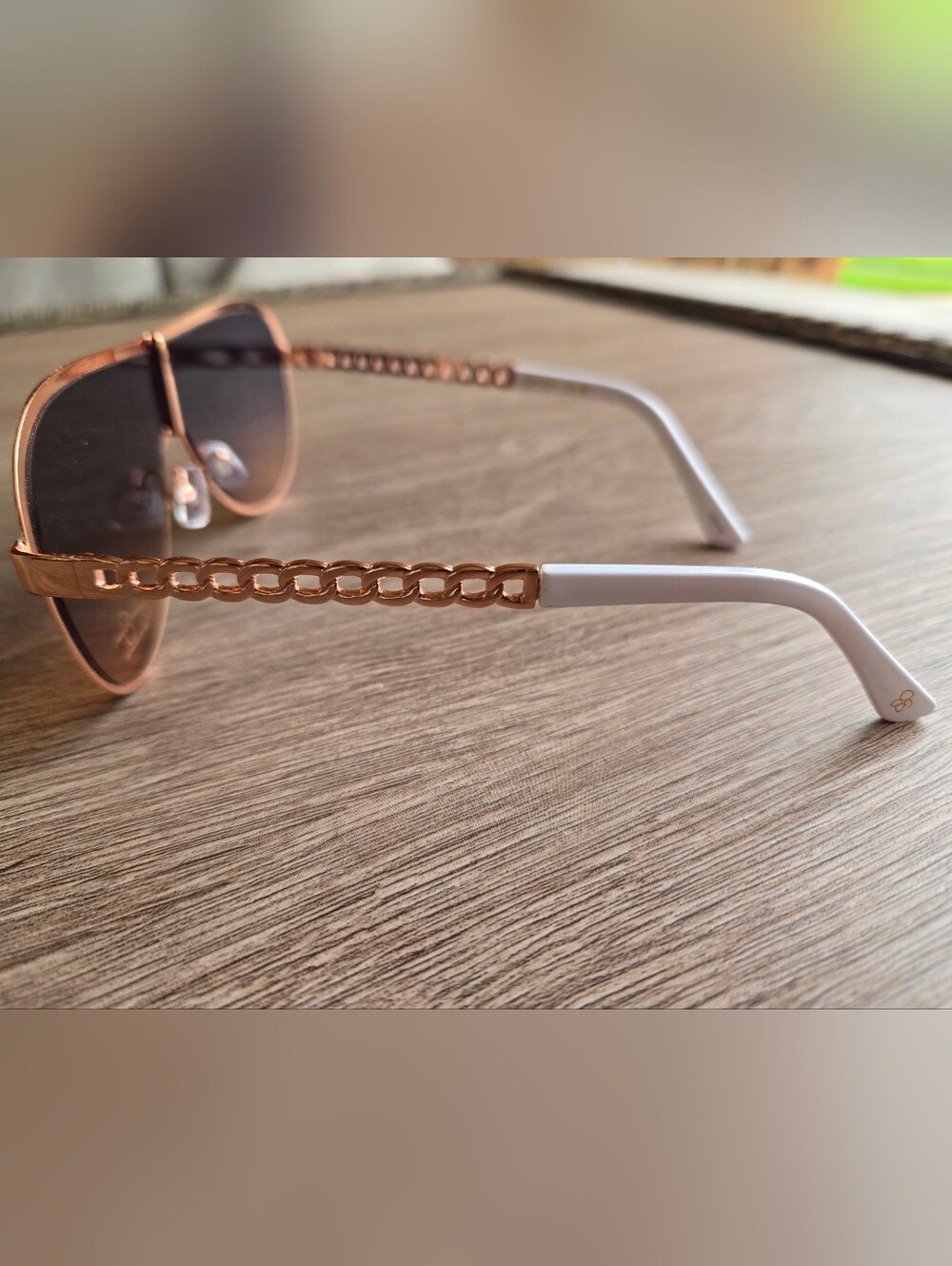 Jessica Simpson White & Rose Gold Shield Sunglasses – NWT✨ - Picture 5 of 5